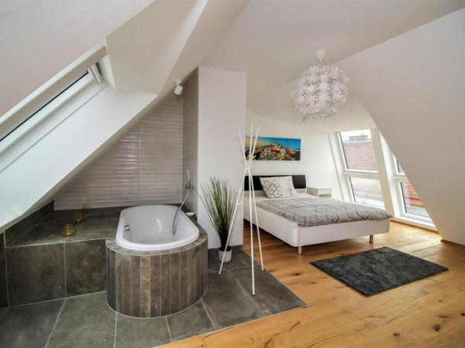 Luxury 2-Floor Rooftop Apartment With Terrace In The City Center Vienna Exterior photo